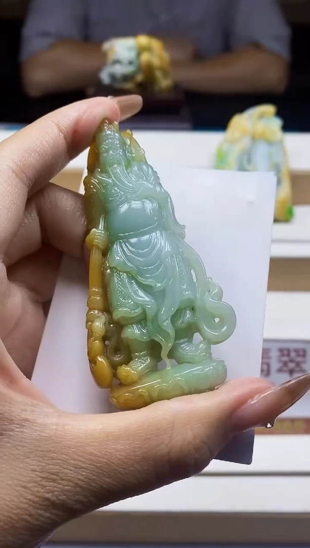 颈饰未镶嵌翡翠翡翠A货