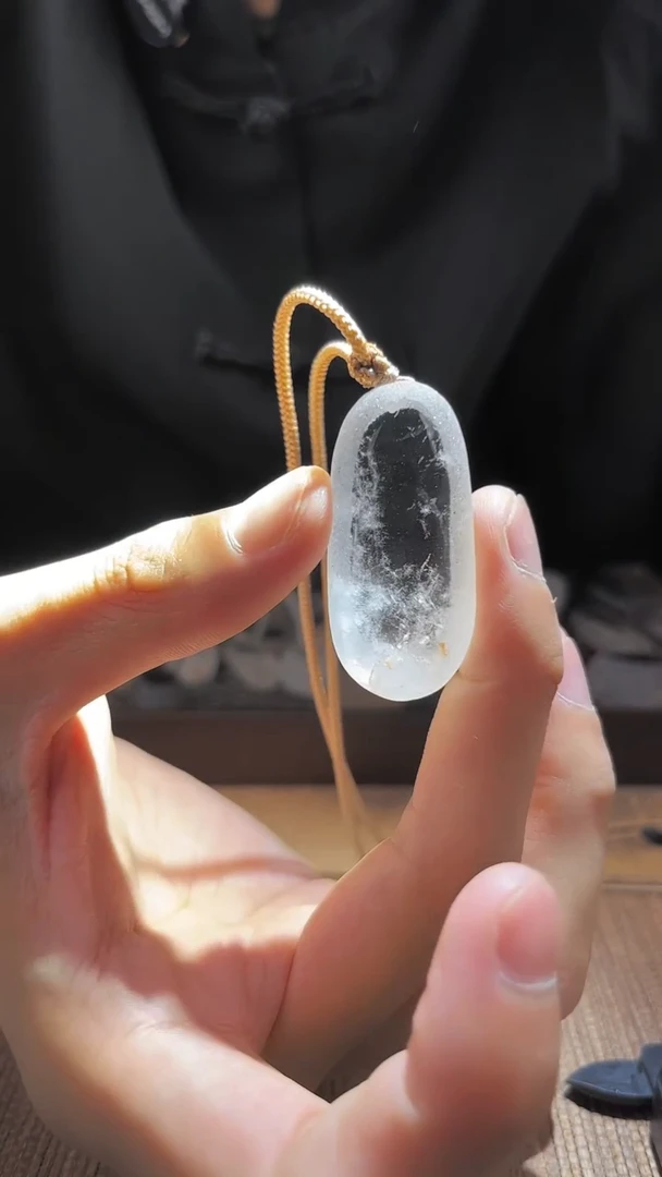 未镶嵌吊坠(赠链)水晶水晶
