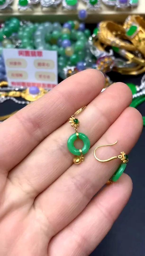 18K金镶嵌翡翠耳饰407-中国好珍宝