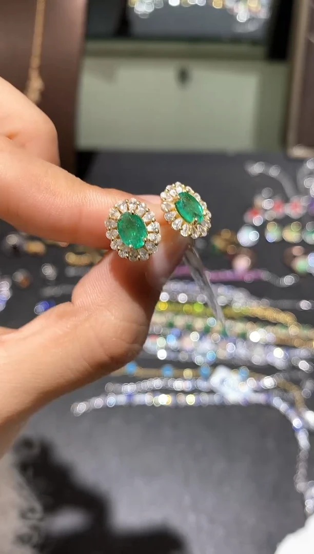 银S925镶嵌耳饰祖母绿耳钉