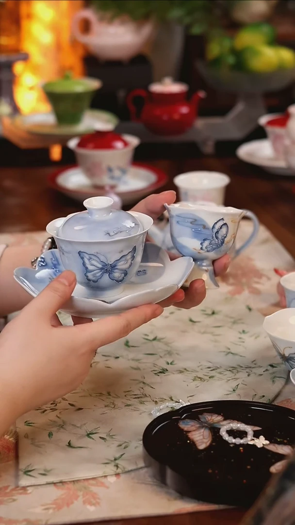 云纱幻蝶 哈哈哈哈哈