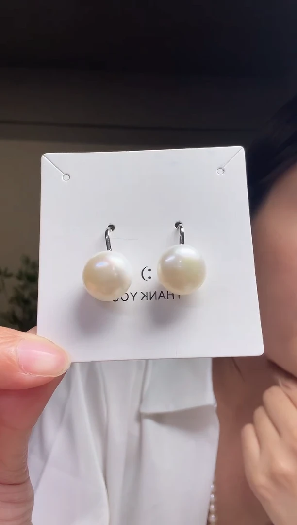 水晶摆件未镶嵌耳钉