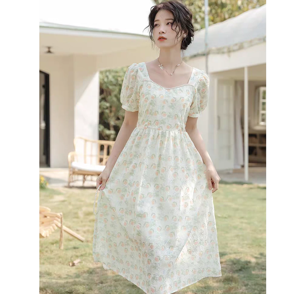 法式在逃公主短袖碎花连衣裙女夏季2025款小众歇显瘦长裙(无拉链)