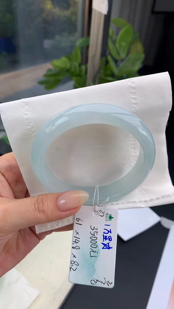 【闪购商品】翡翠手镯未镶嵌下单联系客服核对地址哦