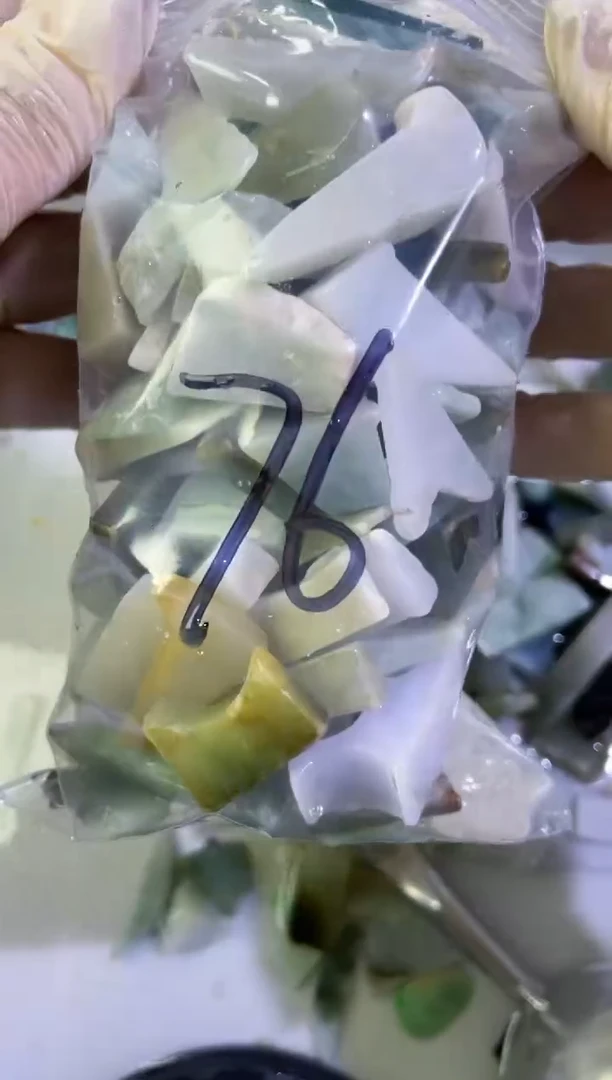 【闪购商品】翡翠颈饰未镶嵌天然翡翠中号500克76