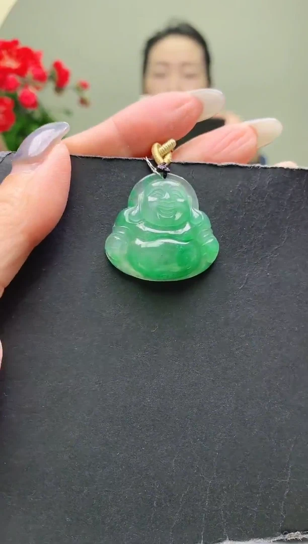 颈饰未镶嵌石英质玉佛公