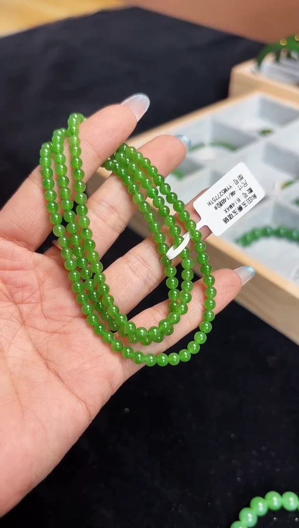 项链未镶嵌和田玉卡4碧玉阳绿珠链 多样性发一