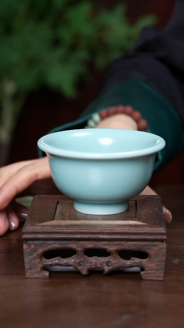 【闪购商品】L·宝丰宋官窑·仿古釉汝瓷压手杯