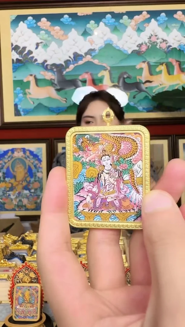 吊坠白妈妈-热贡纯手绘周毛