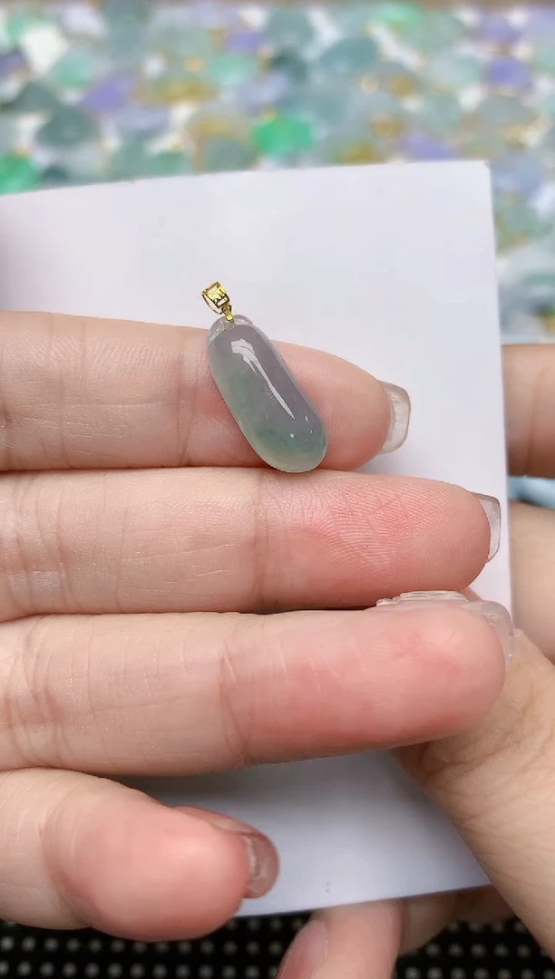 翡翠18K金镶嵌颈饰天然缅甸A货翡翠