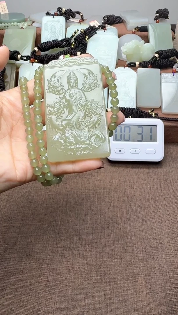 颈饰未镶嵌和田玉1