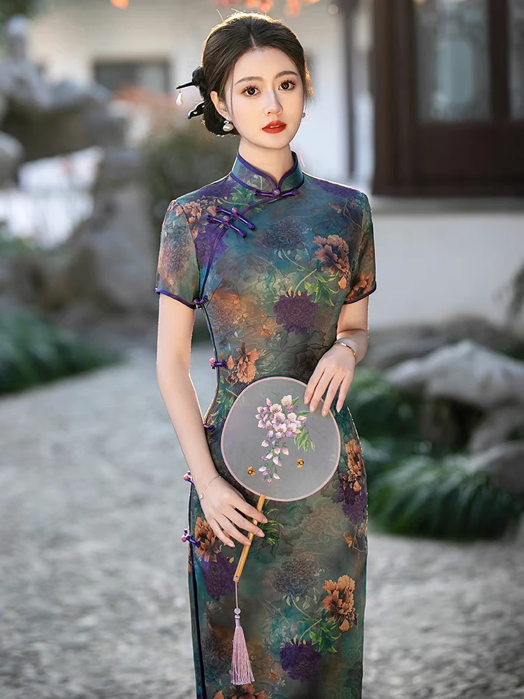 8811-重工旗袍2025年新款年轻妈妈日常穿侧八扣长款高端高级感