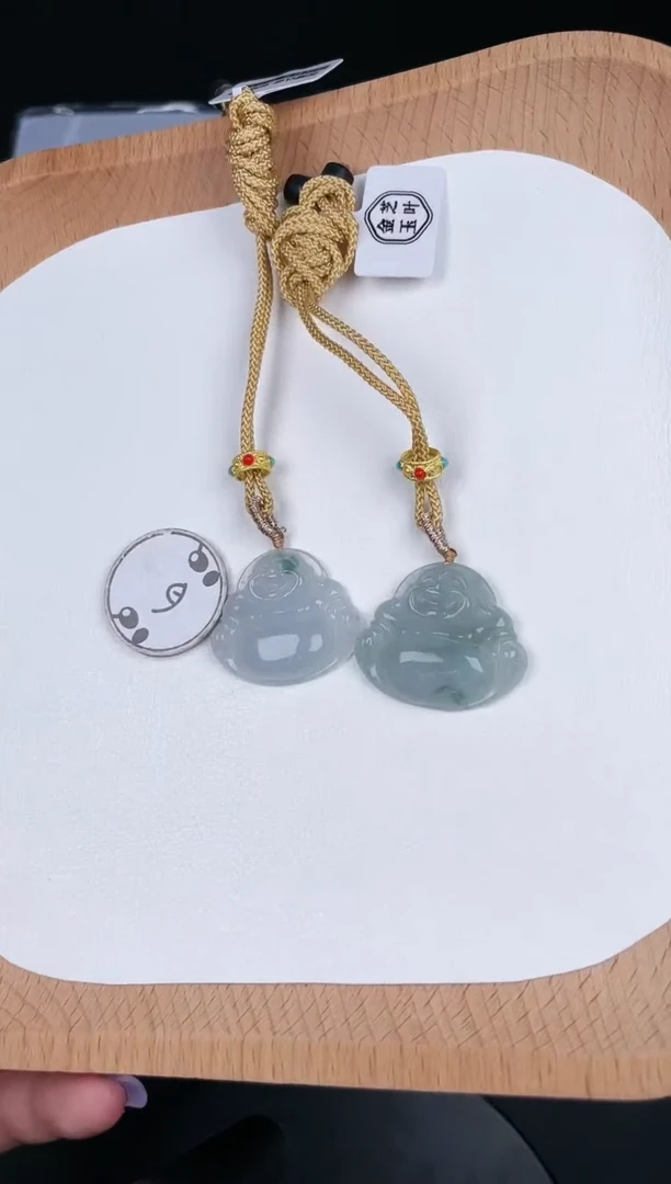 翡翠未镶嵌颈饰5A226翡翠佛公+送同款绳子（多样性发其一）