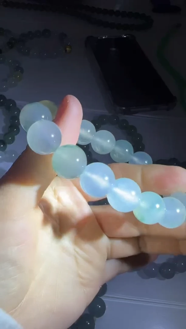 【闪购商品】定制翡翠未镶嵌手串