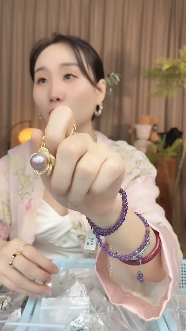 吊坠(不含链)未镶嵌淡水珍珠山茶花吊坠（紫）