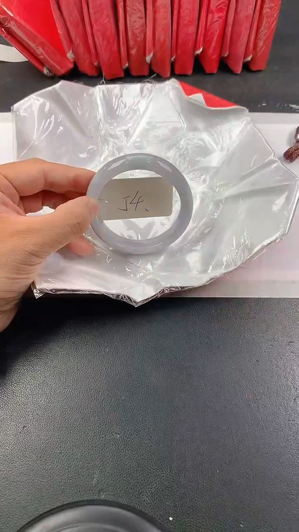 翡翠手镯未镶嵌349