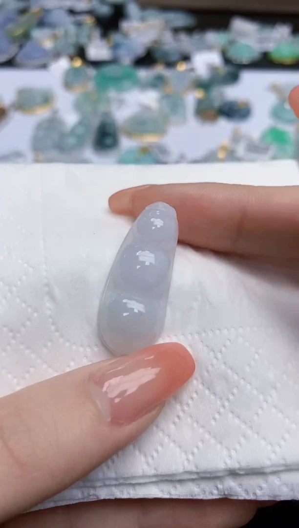 【闪购商品】翡翠颈饰未镶嵌天然缅甸翡翠A货