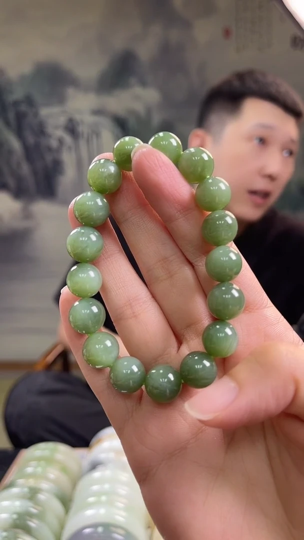 未镶嵌手串和田玉12mm左右碧玉