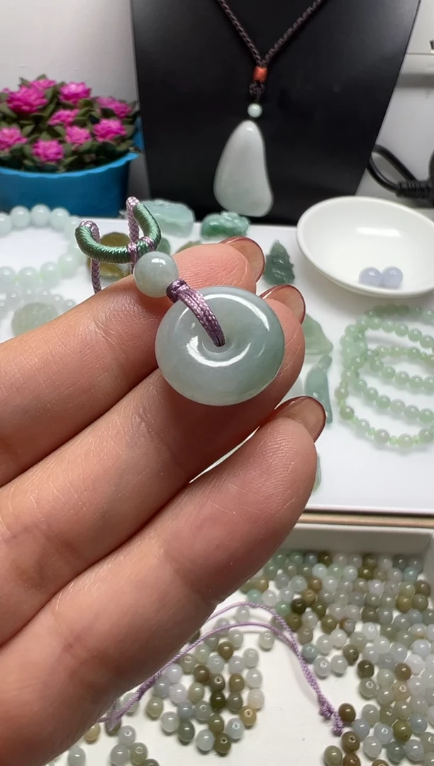 散珠翡翠欣*?纯天然缅甸A货翡翠