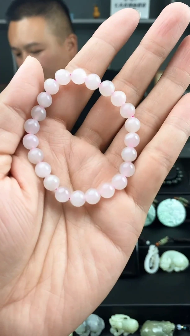 和田玉未镶嵌颈饰1