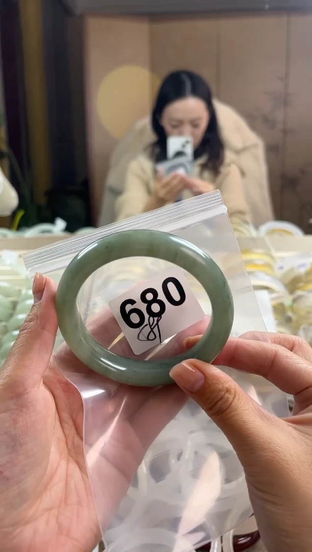手镯玛瑙/玉髓未镶嵌小*垚天山翠默认微抠680