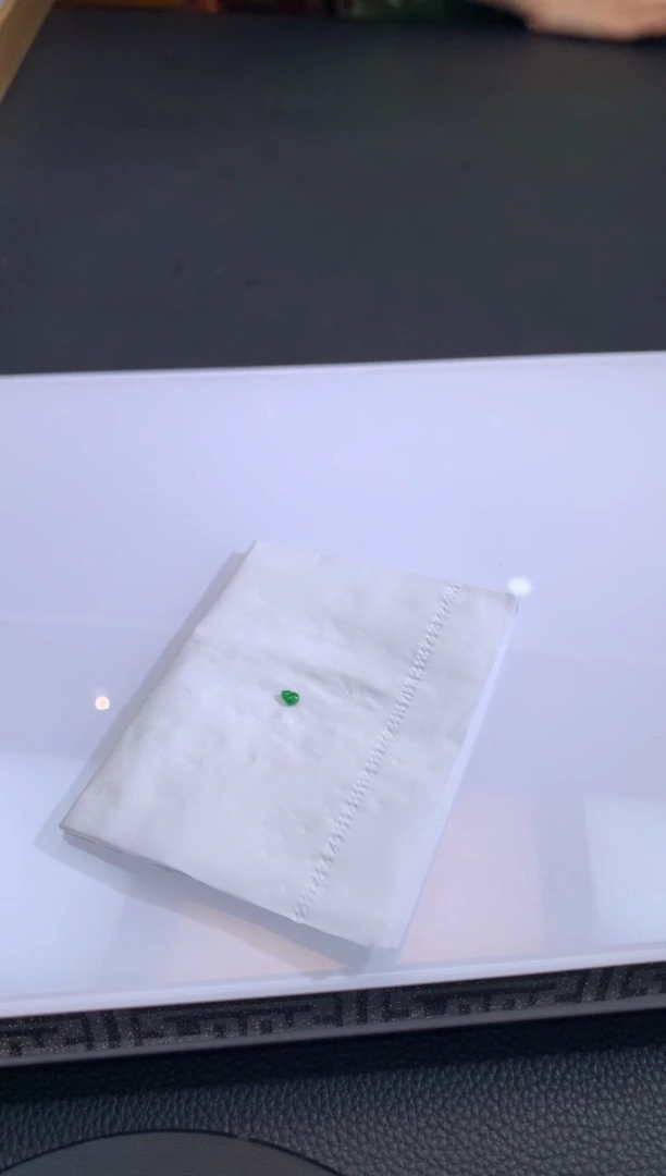 【闪购商品】定制翡翠未镶嵌翡翠