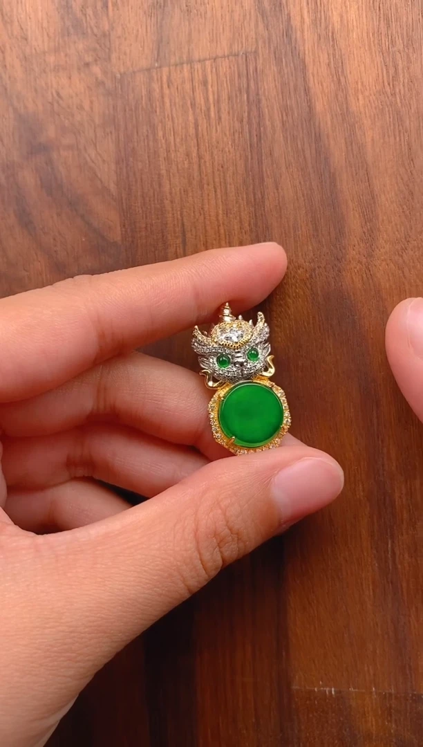 【闪购商品】翡翠吊坠(不含链)银S925镶嵌龙牌无事牌