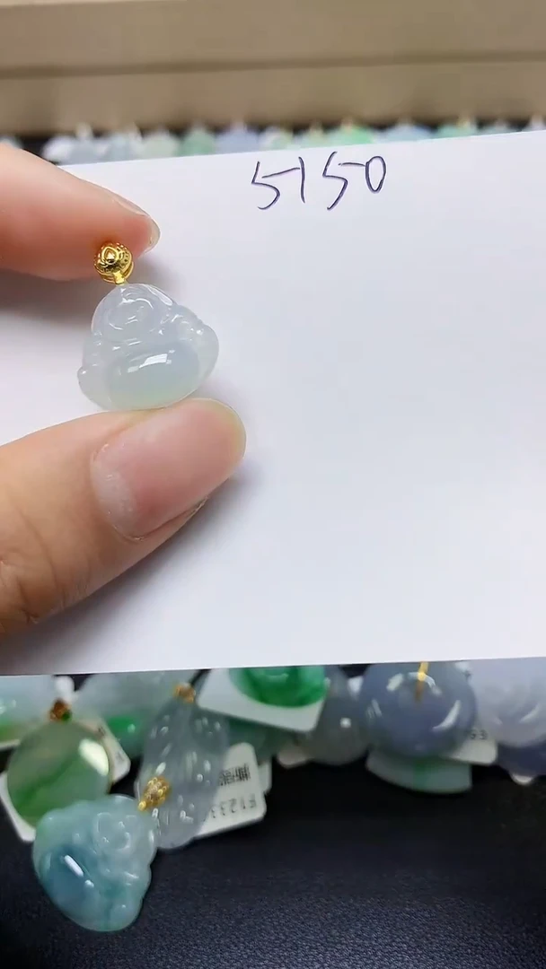 翡翠未镶嵌颈饰 天然缅甸翡翠A货