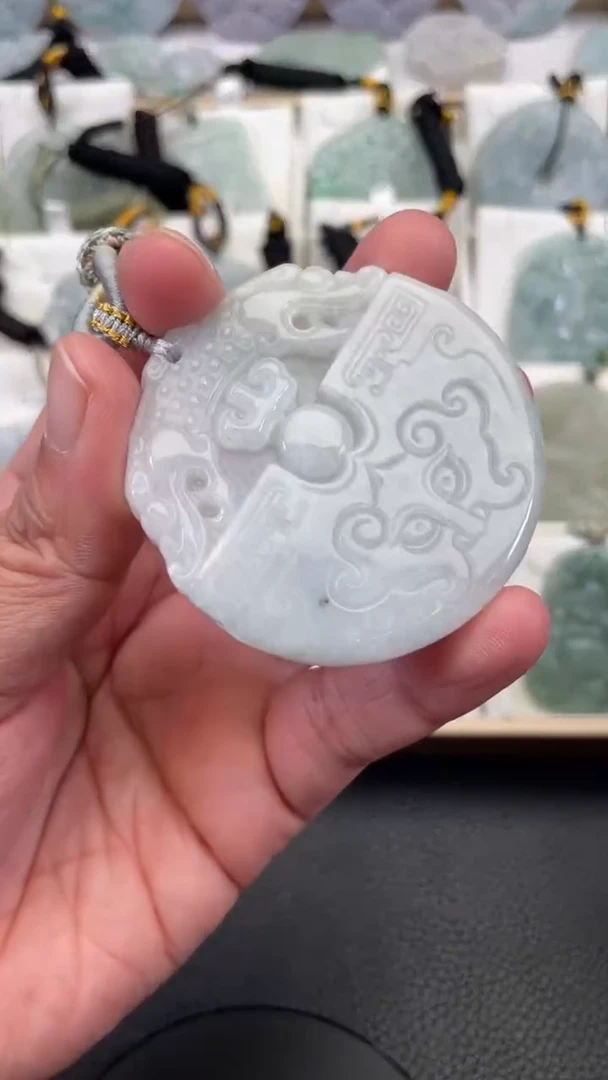 颈饰未镶嵌翡翠天然缅甸翡翠A货275