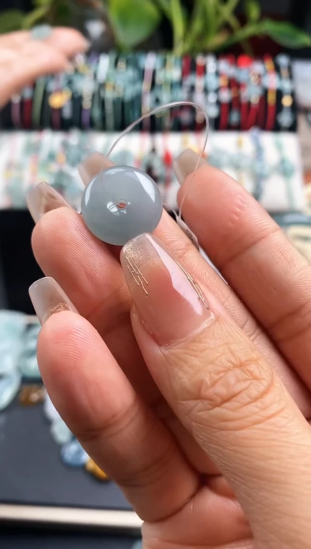 【闪购商品】翡翠裸石169一个的平安扣