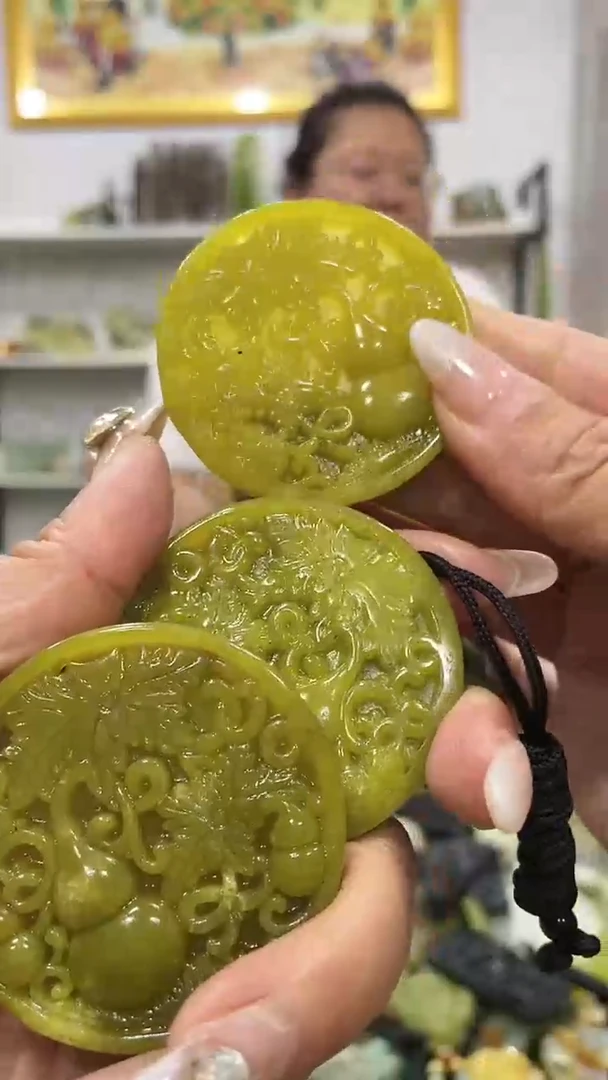 岫玉未镶嵌吊坠多样性发货其中发一件