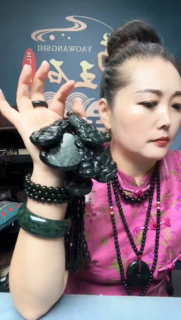 未镶嵌蛇纹石玉药王石微瑕观音