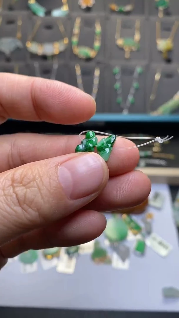 颈饰未镶嵌翡翠净货38759