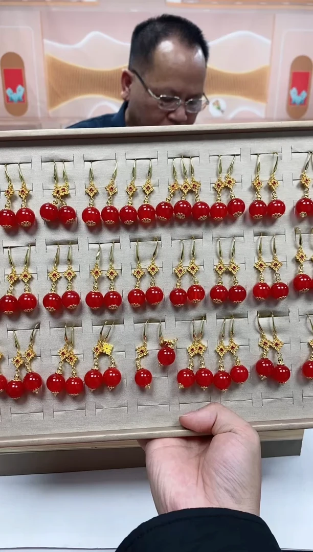 【闪购商品】玛瑙/玉髓耳坠合金血玉红景天耳坠 多样性发一