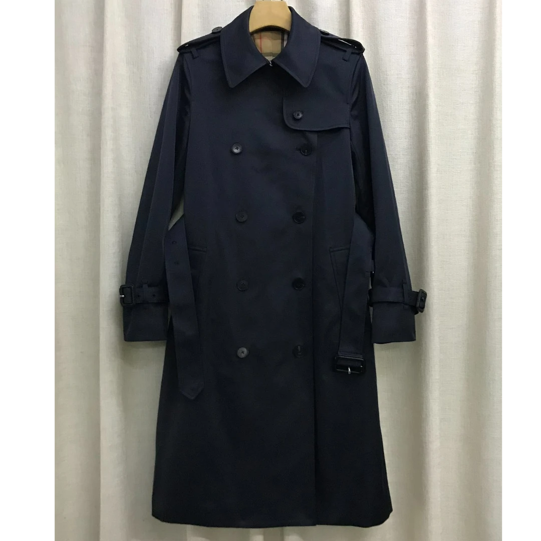 W慕溢-005藏青色双排扣腰带风衣