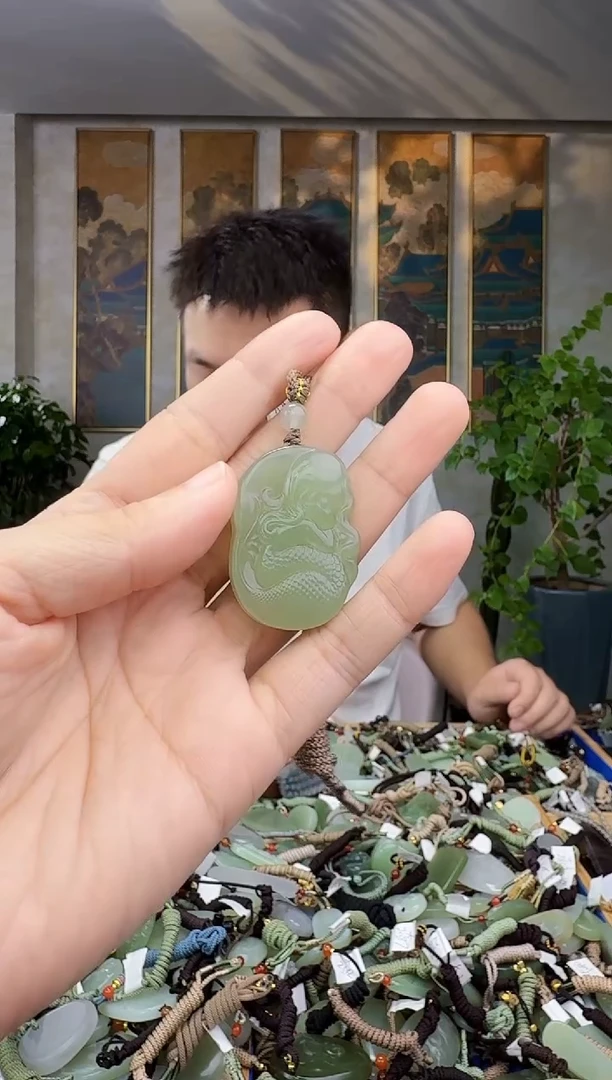 未镶嵌和田玉挂件拍一发一