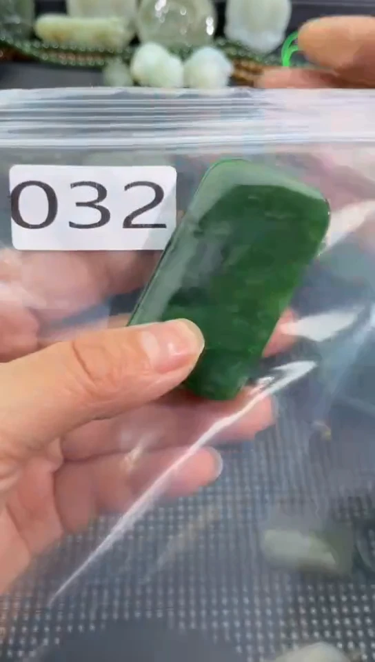 未镶嵌和田玉珠宝半成品牌子