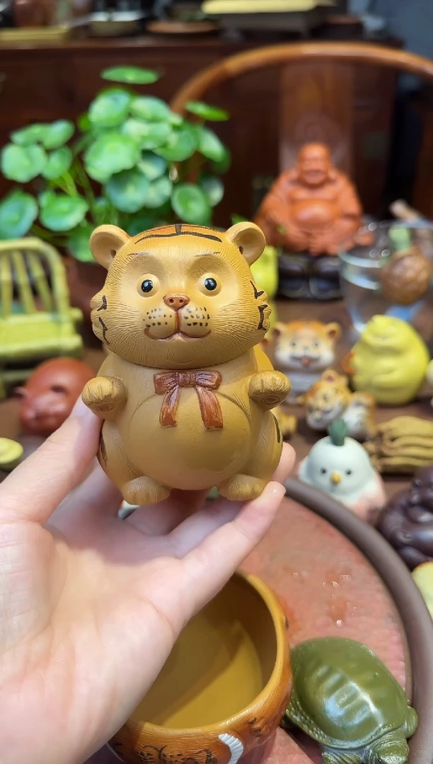 紫砂茶宠老虎茶壶