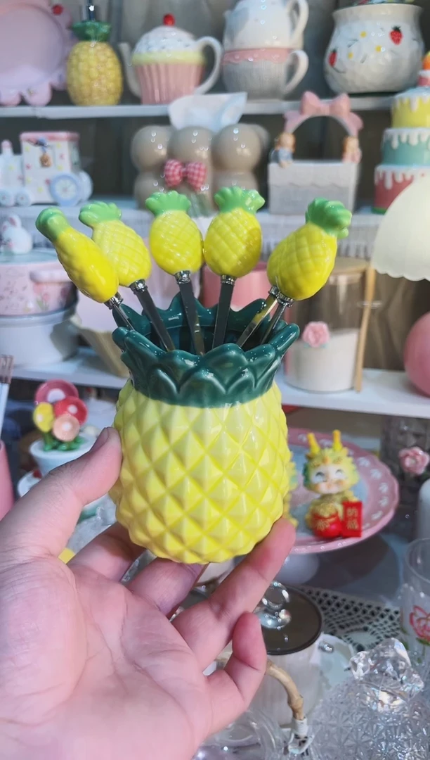 【闪购商品】瓷片精致生活需要的 水果叉