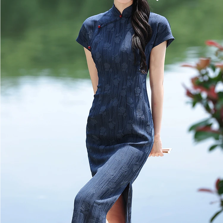 旗袍2025年新款新中式气质显瘦高端年轻款复古改良蓝色连衣裙女夏