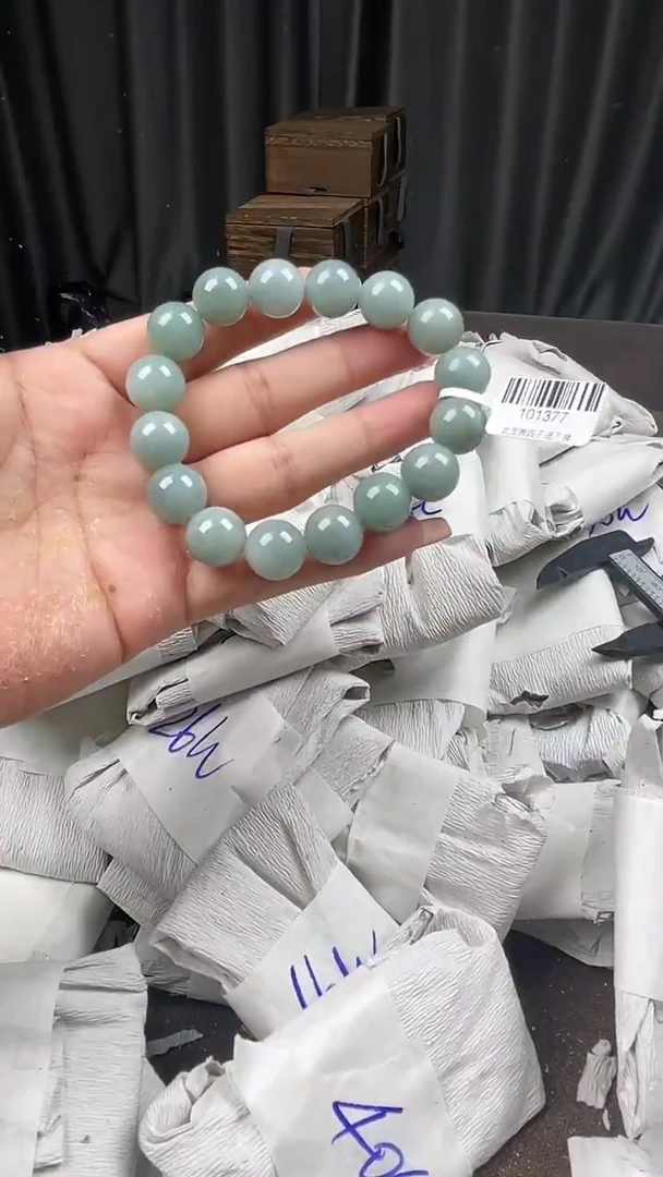 未镶嵌手链翡翠手串