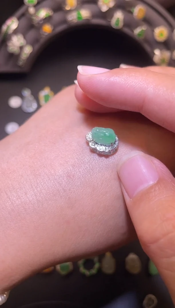 吊坠(不含链)银S925镶嵌翡翠1