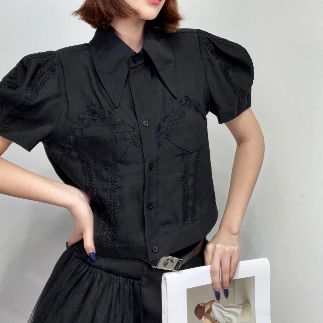 191#欧货时尚气质翻领尖领镂空雕花短款短袖衬衫设计感