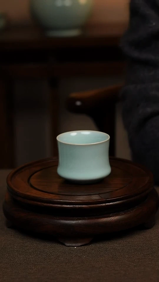 瓷片天青色全手工束腰杯90ml微瑕不带礼盒