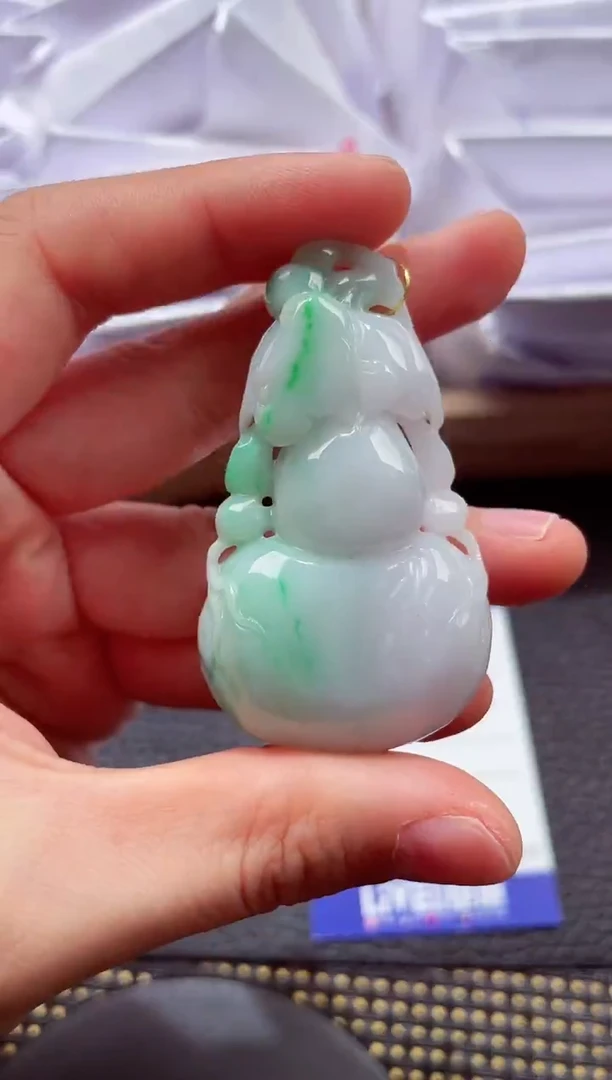 未镶嵌挂件翡翠000888