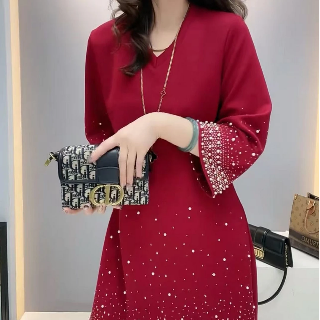 新款时尚重工V领八分袖中长款高端气质遮肉显瘦连衣裙