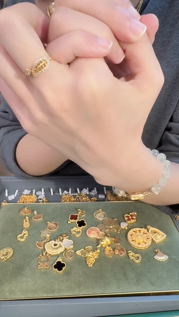 小叶子戒指1.93（附带礼盒包装）