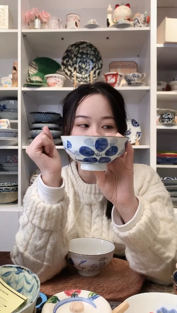 陶瓷手绘太阳唐草花米饭碗12cm