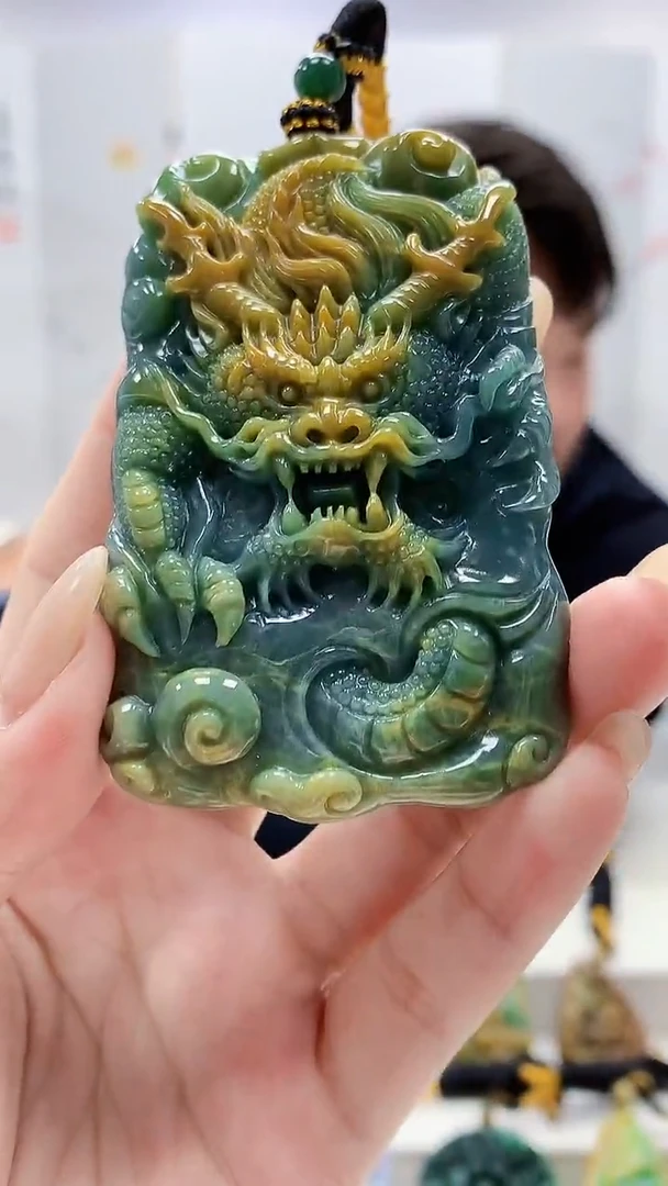 未镶嵌定制翡翠5060lr-毛货挂件7