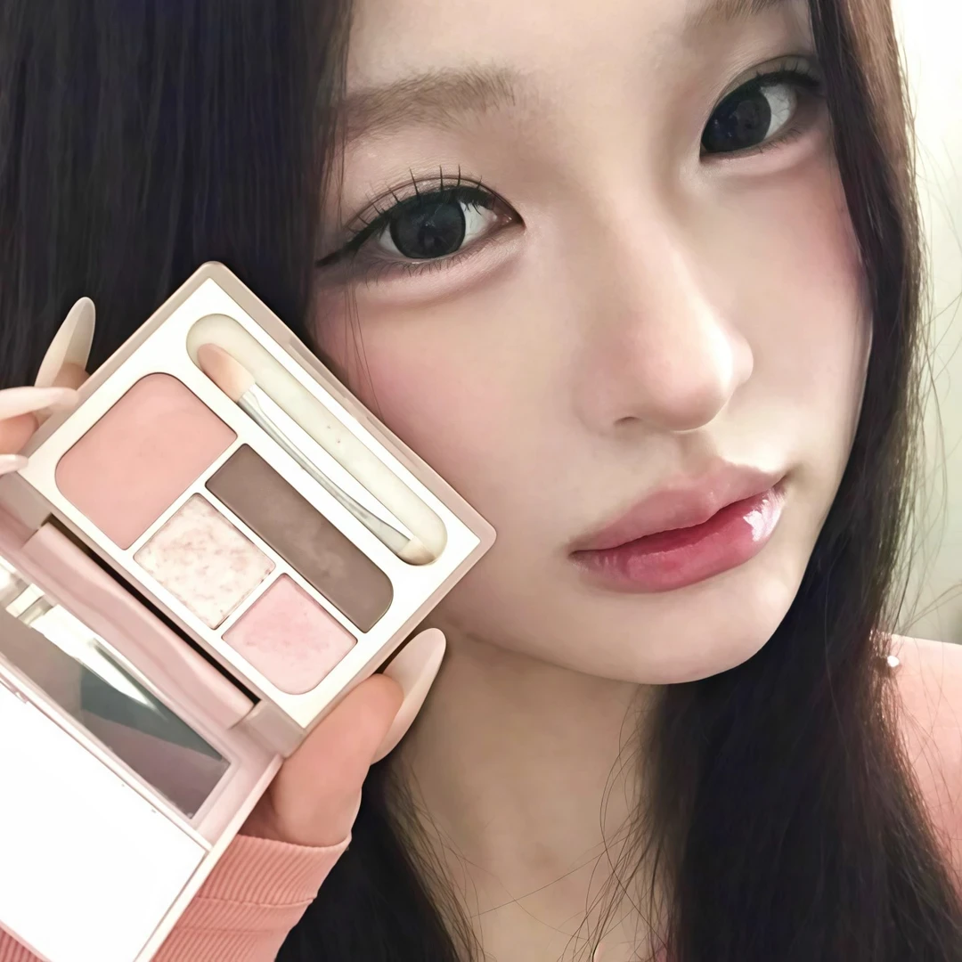 【妈生卧蚕】新四色卧蚕盘修饰阴影一体盘新手提亮大地色珠光眼影盘